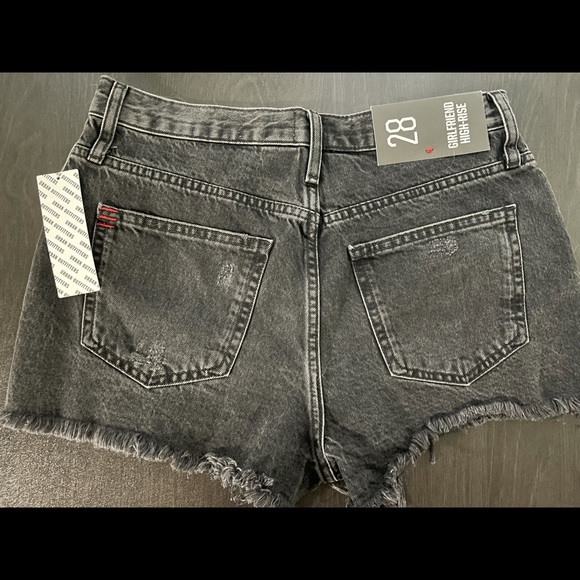 Urban Outfitters Shorts Size 6 (28) - Picture 2 of 2